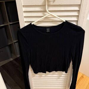 SHEIN Black Long Sleeve Crop Top